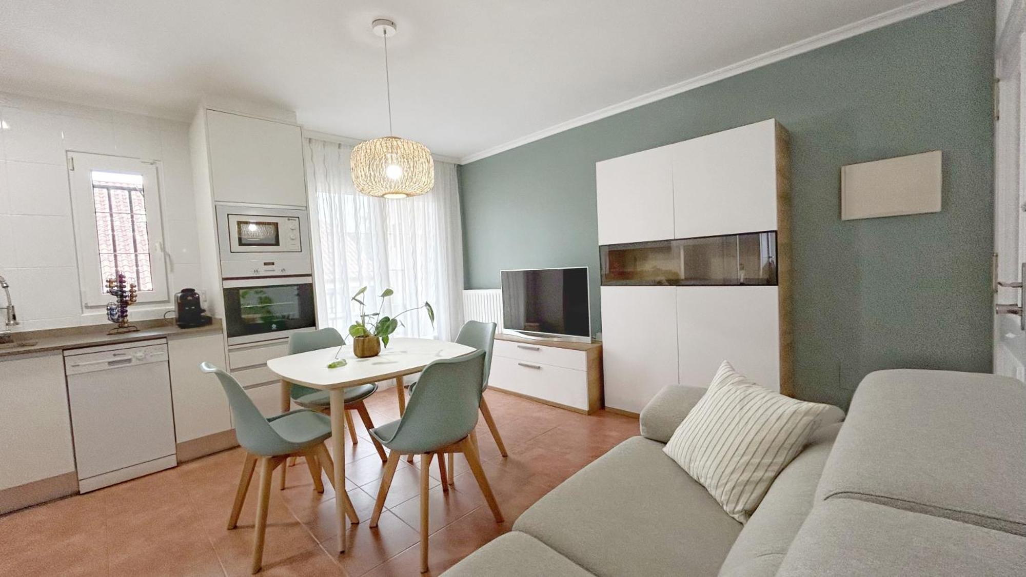 Comillas Bº Casasola - Residencial Lagos Azules - Netflix, Prime, Wifi & Free Indoor Parking Exterior photo